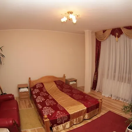 Ekran 3* Lviv