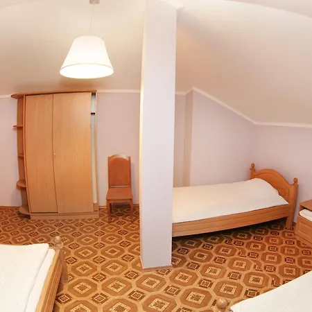 Hotell Ekran 3*