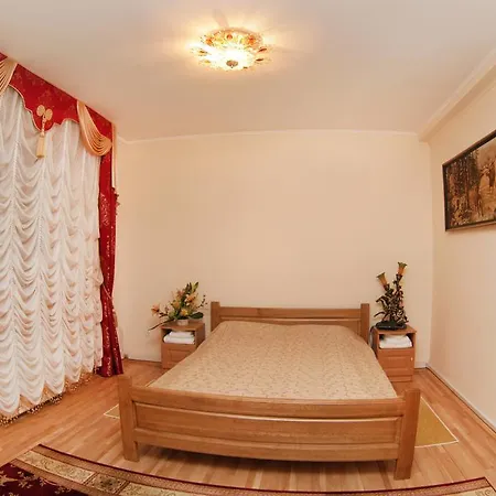Ekran Hotell 3*