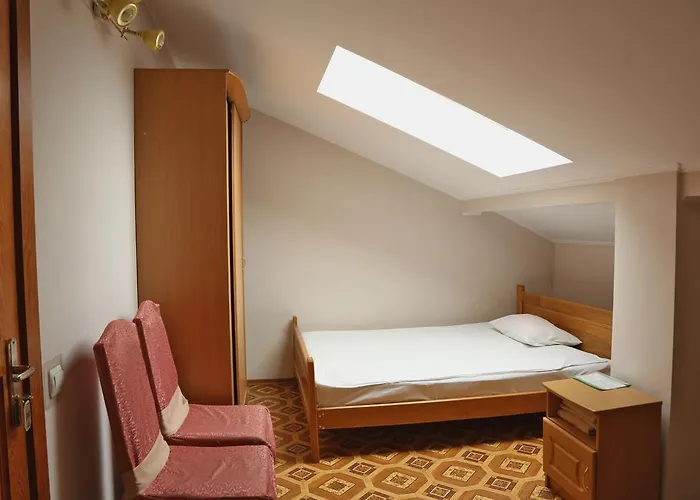 Ekran Hotel فندق